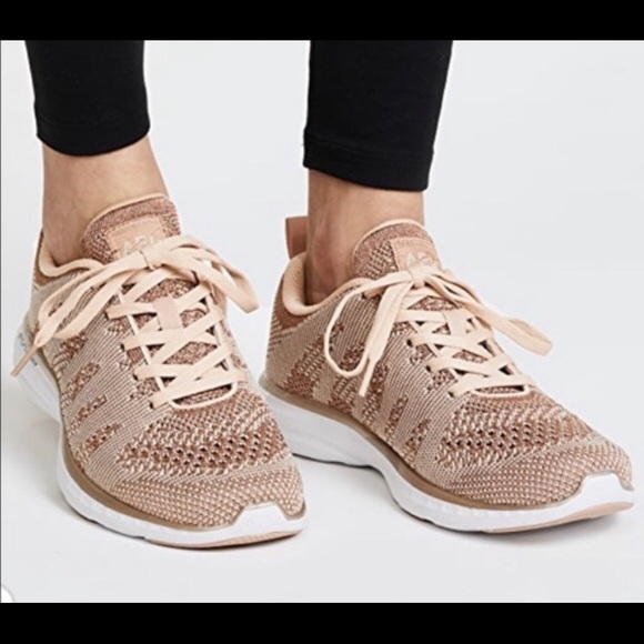 APL Shoes - APL TechLoom Pro Runners